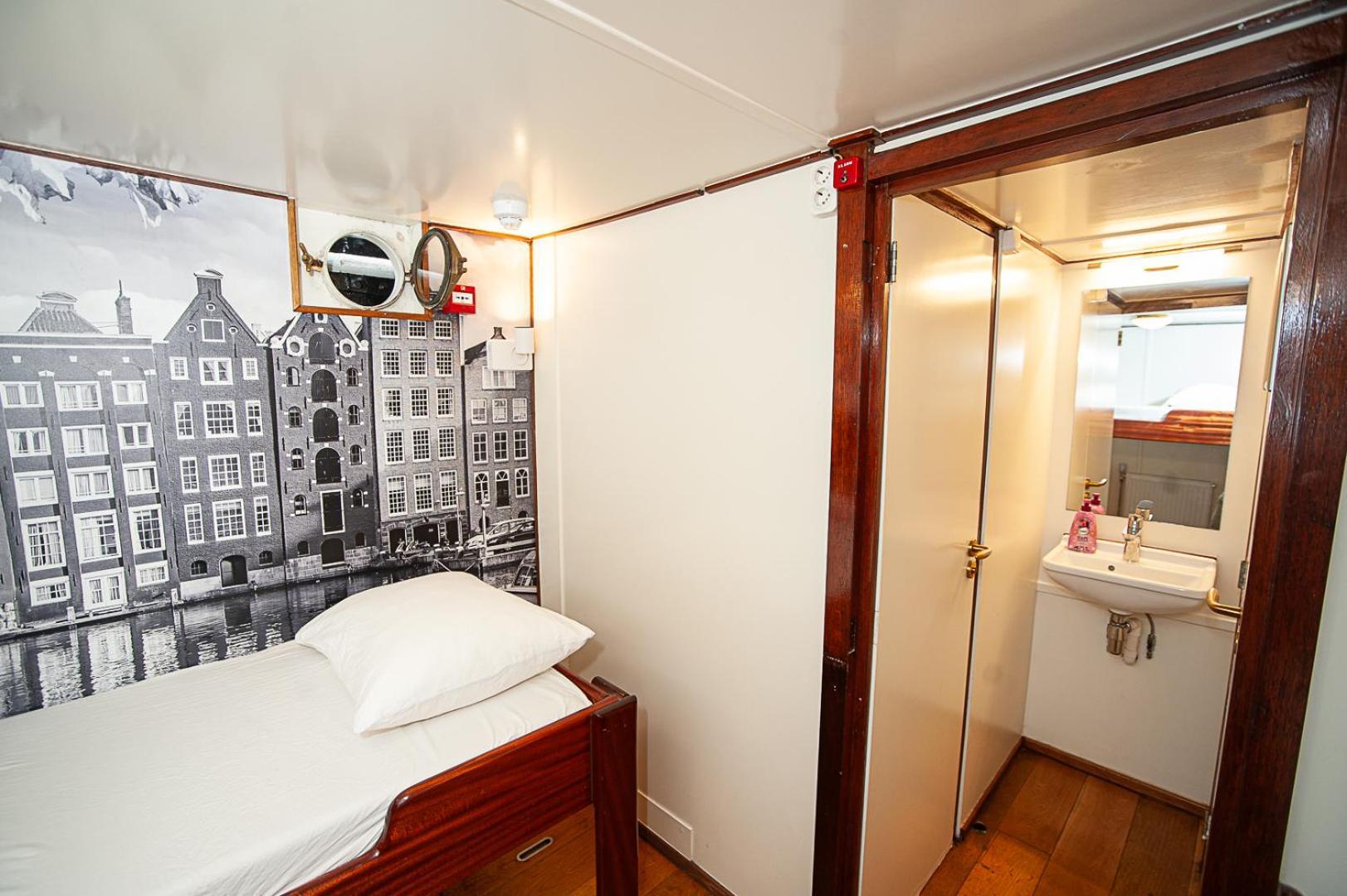 The Cabin @ Mps Noorderzon อัมสเตอร์ดัม ภายนอก รูปภาพ