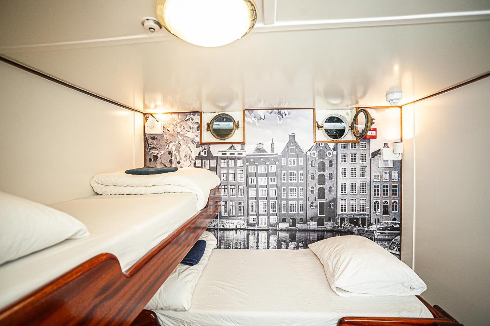 The Cabin @ Mps Noorderzon อัมสเตอร์ดัม ภายนอก รูปภาพ