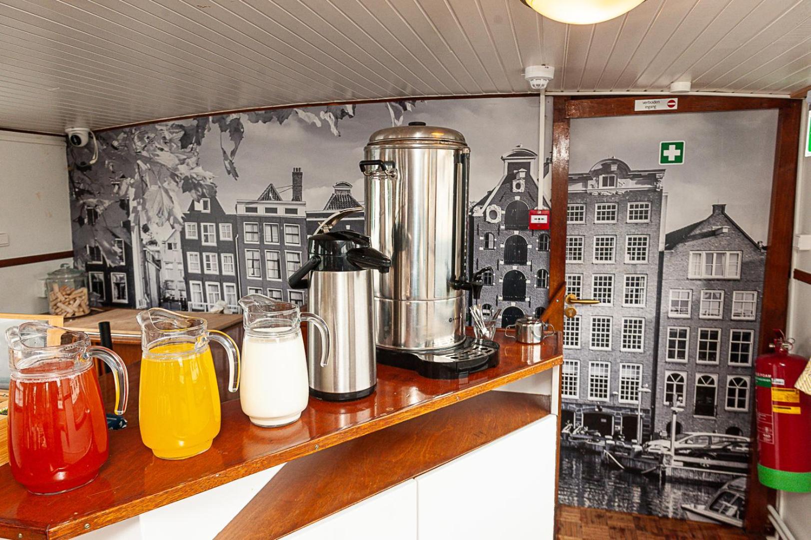 The Cabin @ Mps Noorderzon อัมสเตอร์ดัม ภายนอก รูปภาพ